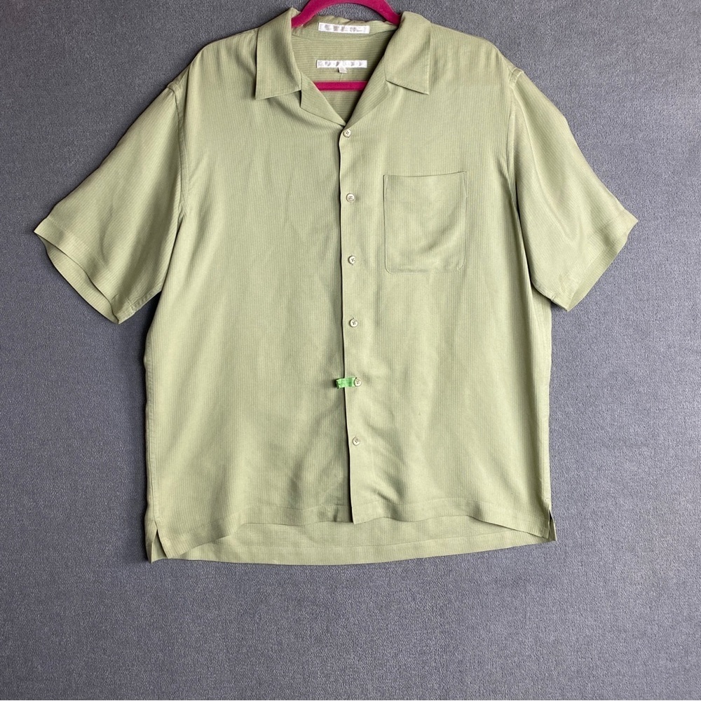 Perry Ellis silk short sleeve shirt size L